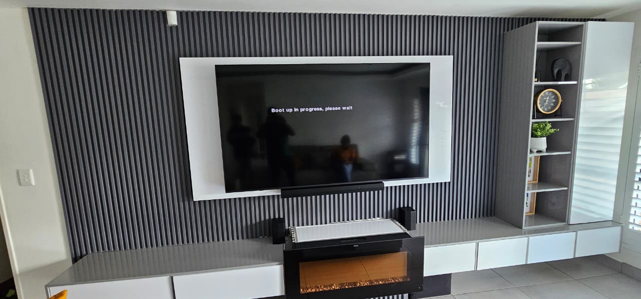 TV mounting installation – photo 5