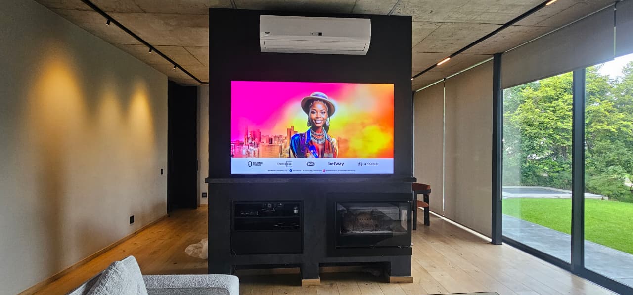 TV mounting installation – photo 3