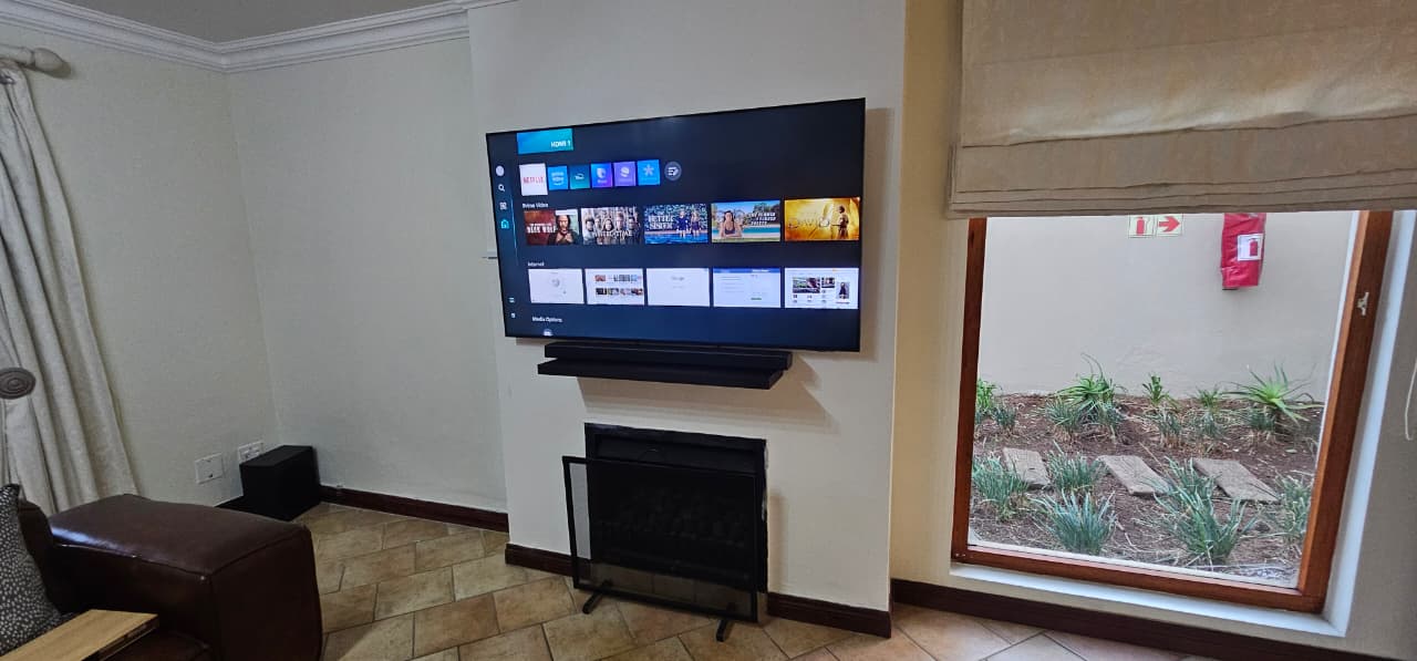 TV mounting installation – photo 11