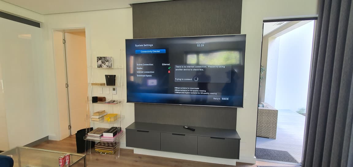 TV mounting installation – photo 6